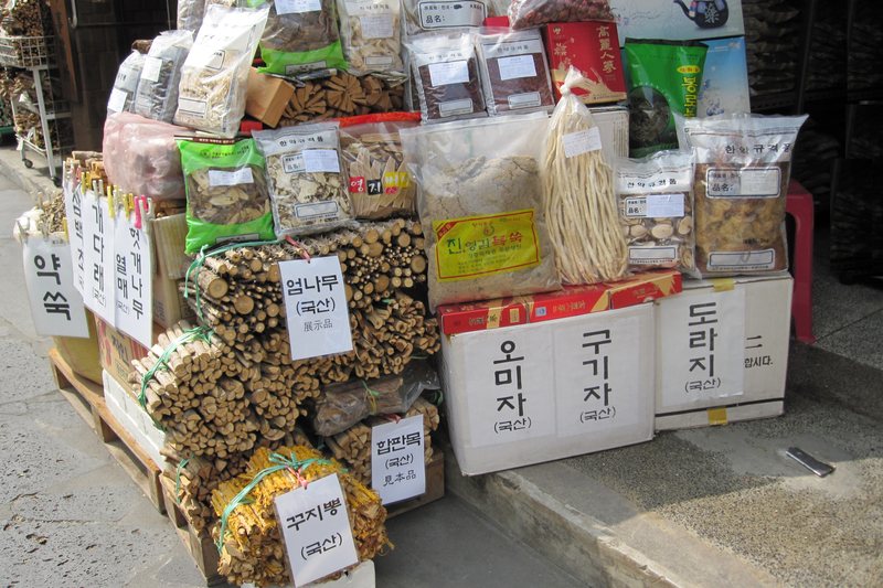 Herbal medicine is mostly uncovered, with six exceptions (2/2)