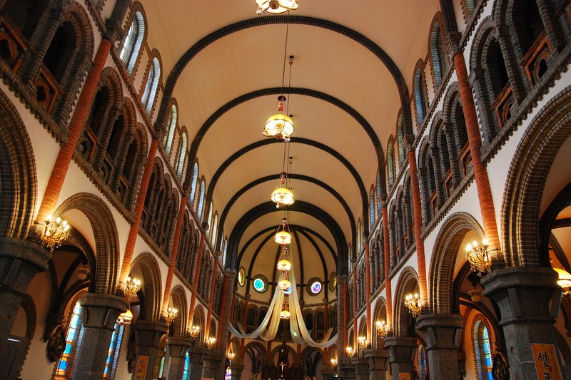 Jeondong Cathedral is one street away (1/5)