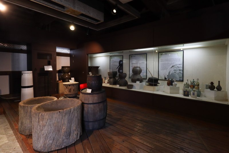Start at the Jeonju Traditional Liquor Museum to see what you will be drinking (3/6)