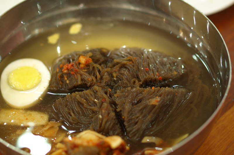 Close with a finishing dish (4/4)
