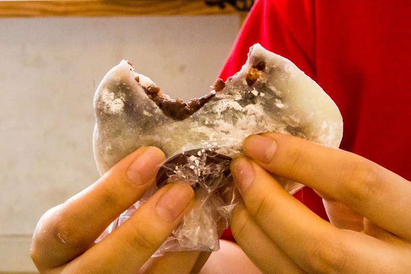 Tteok is eaten the day you buy it