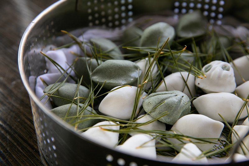 Tteok is bought, but it is also received